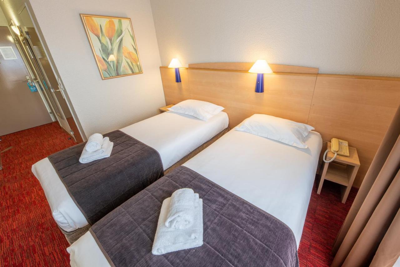 Hotel Saint Laurent Nogent-sur-Seine Exterior photo
