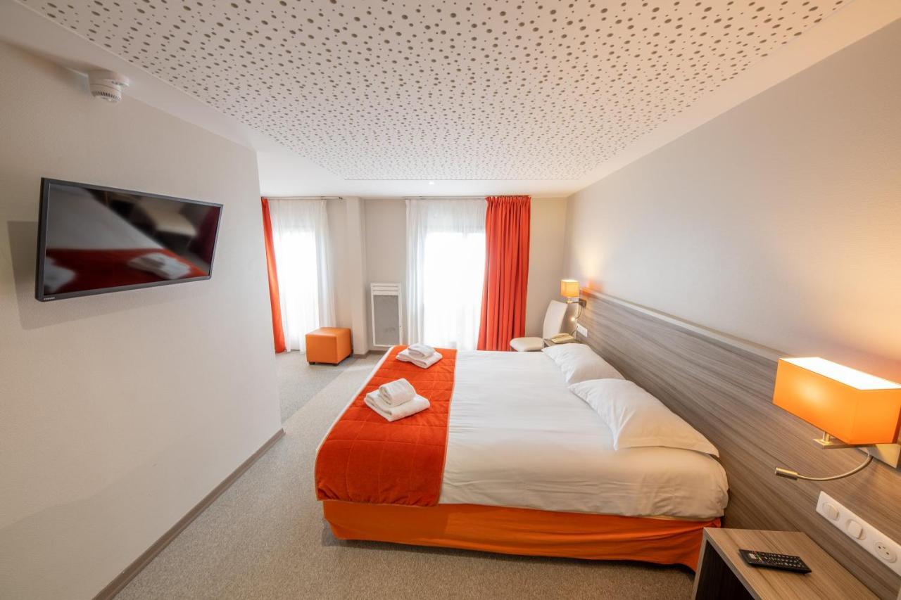 Hotel Saint Laurent Nogent-sur-Seine Exterior photo
